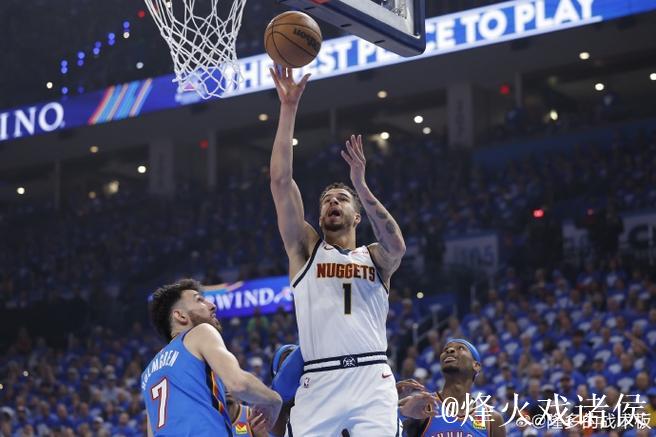 小波特快速跟进反击,晃开防守上篮打进已砍下31分 小波特快速跟进反击,晃开防守上篮打进已砍下31分